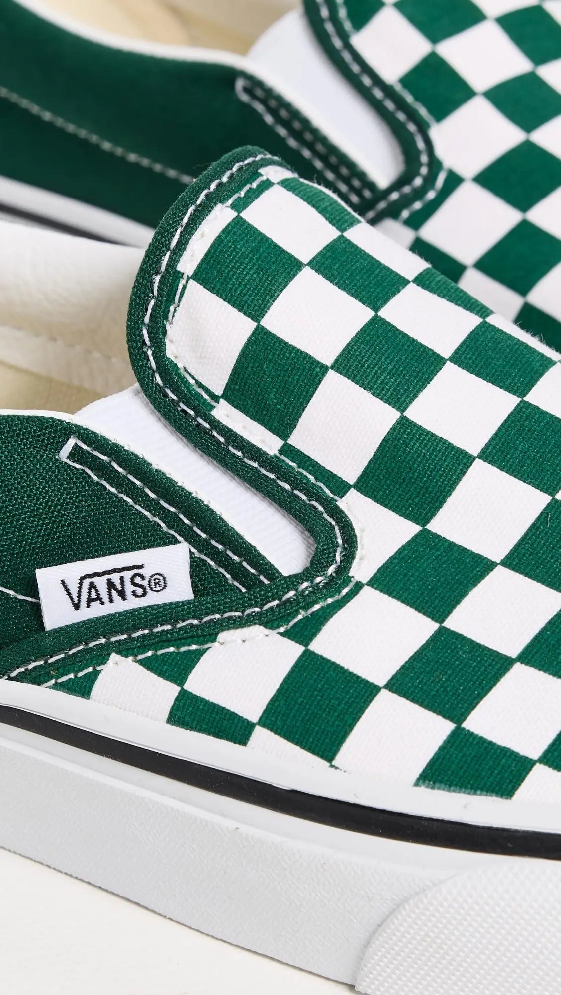 Vans Men Classic Slip On Canvas Skateboarding Shoes