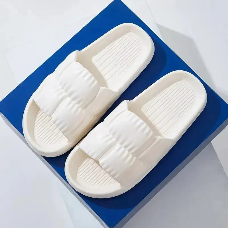 2025 New Women Soft Sole Cloud Slippers Thick Platform Indoor Outdoor Beach Sandals Summer EVA Non Slip Flip Flops