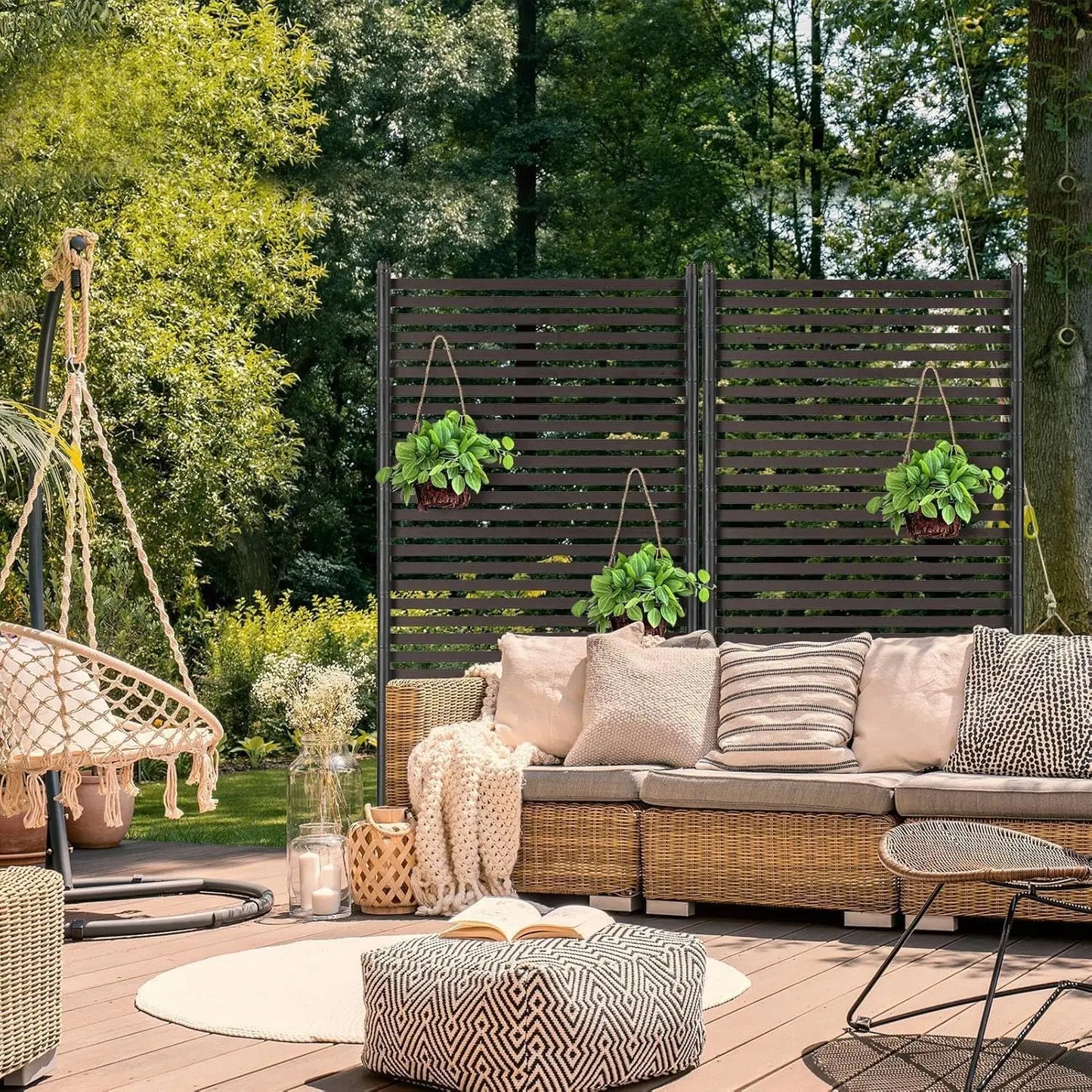 Metal Outdoor Privacy Screen With Stand For Patio Or Garden